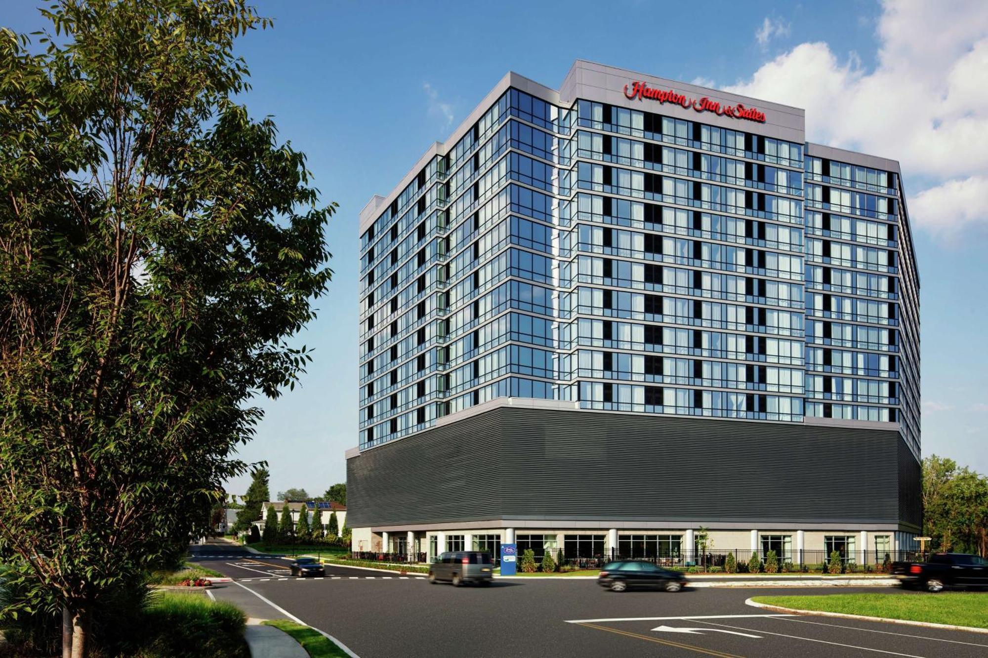 Hampton Inn & Suites Teaneck/Glenpointe Ngoại thất bức ảnh